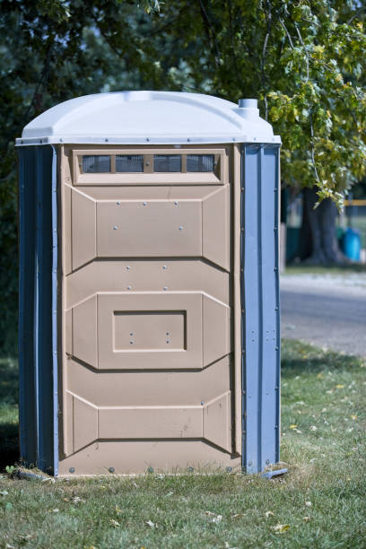 Best Luxury portable toilet rental  in Hicksville, NY